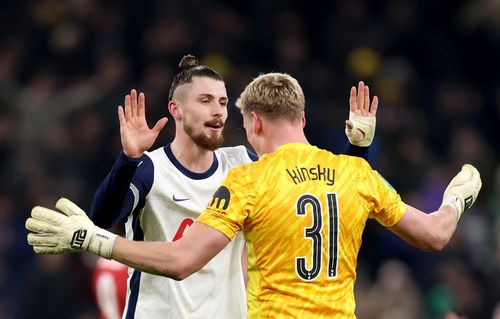 Radu Drăgușin și portarul Kinsky, cei mai buni în Tottenham - Liveerpool 1-0