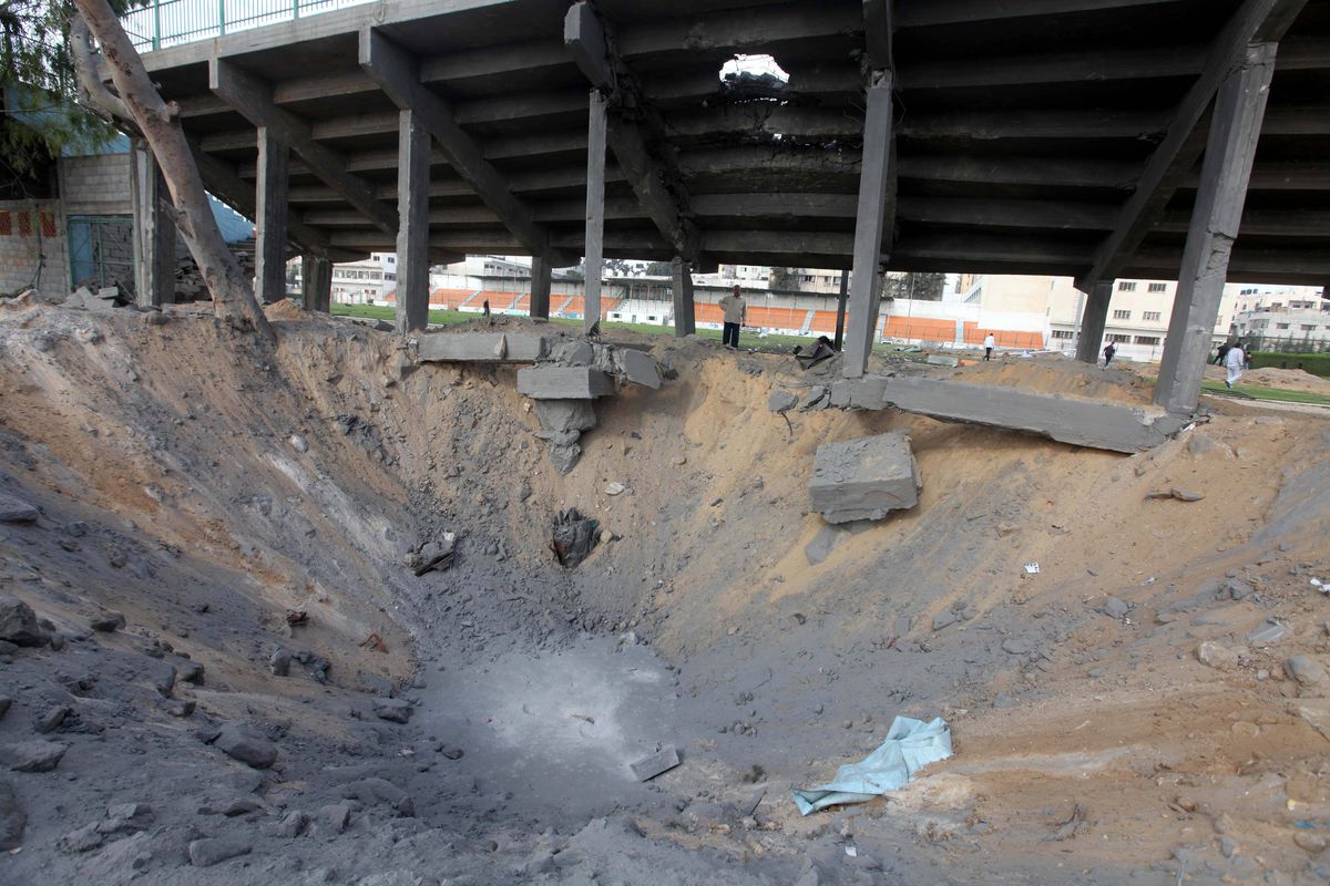 Cel mai vechi stadion din Fâșia Gaza este acum tabără de refugiați palestinieni » Arena a fost transformată în centru de detenție, apoi demolată de israelieni