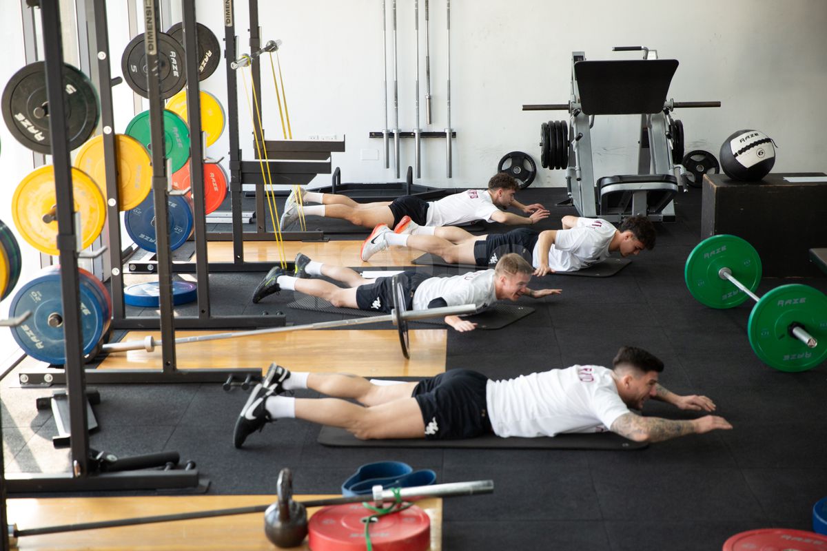 Cine e omul care-i chinuie serios pe rapidiști în Dubai? „Am lucrat într-o perioadă în transporturi maritime”