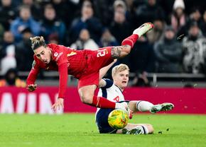 Scandal la Tottenham - Liverpool » Arne Slot îl arată cu degetul: „Nu mai trebuia să fie pe teren!”
