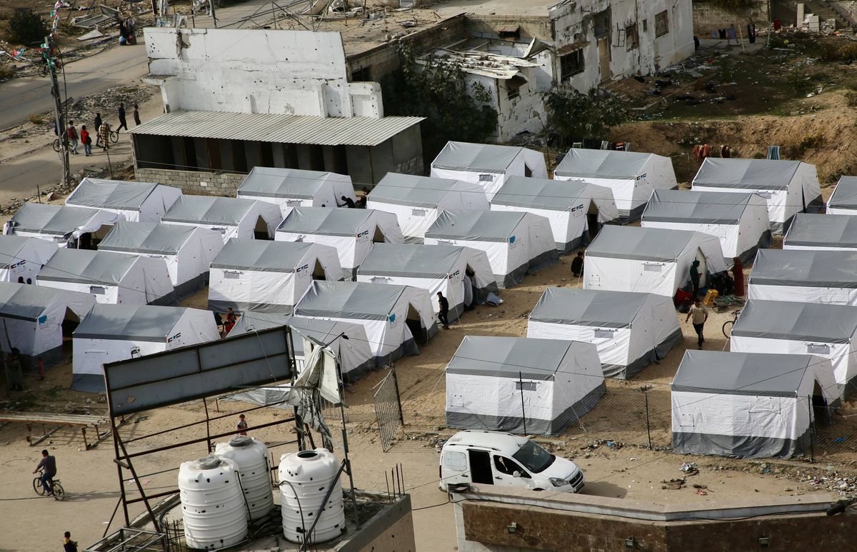 Cel mai vechi stadion din Fâșia Gaza este acum tabără de refugiați palestinieni » Arena a fost transformată în centru de detenție, apoi demolată de israelieni