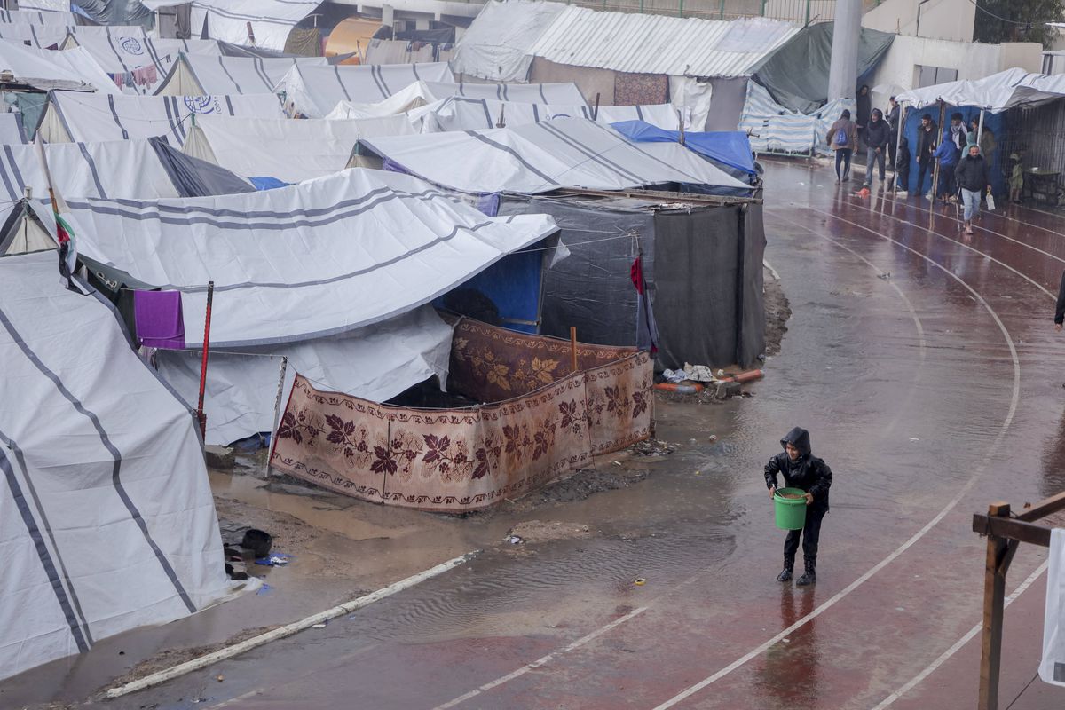 Stadionul „Yarmouk” din Fâșia Gaza, transformat într-un centru de refugiați