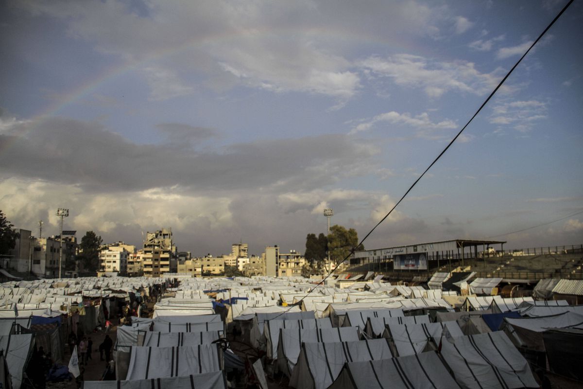 Cel mai vechi stadion din Fâșia Gaza este acum tabără de refugiați palestinieni » Arena a fost transformată în centru de detenție, apoi demolată de israelieni