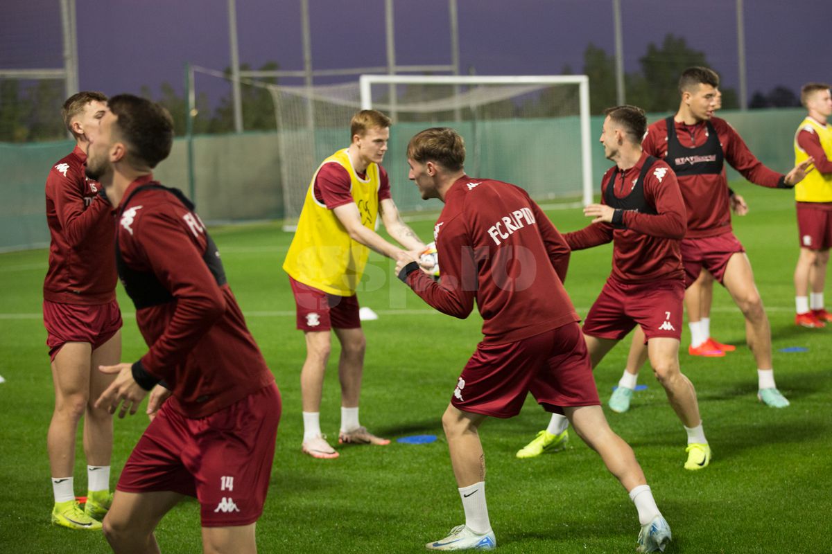 „Moartea căprioarei” în metropolă » Rapidiștii au primit antrenamente forte, nu ciocolată Dubai