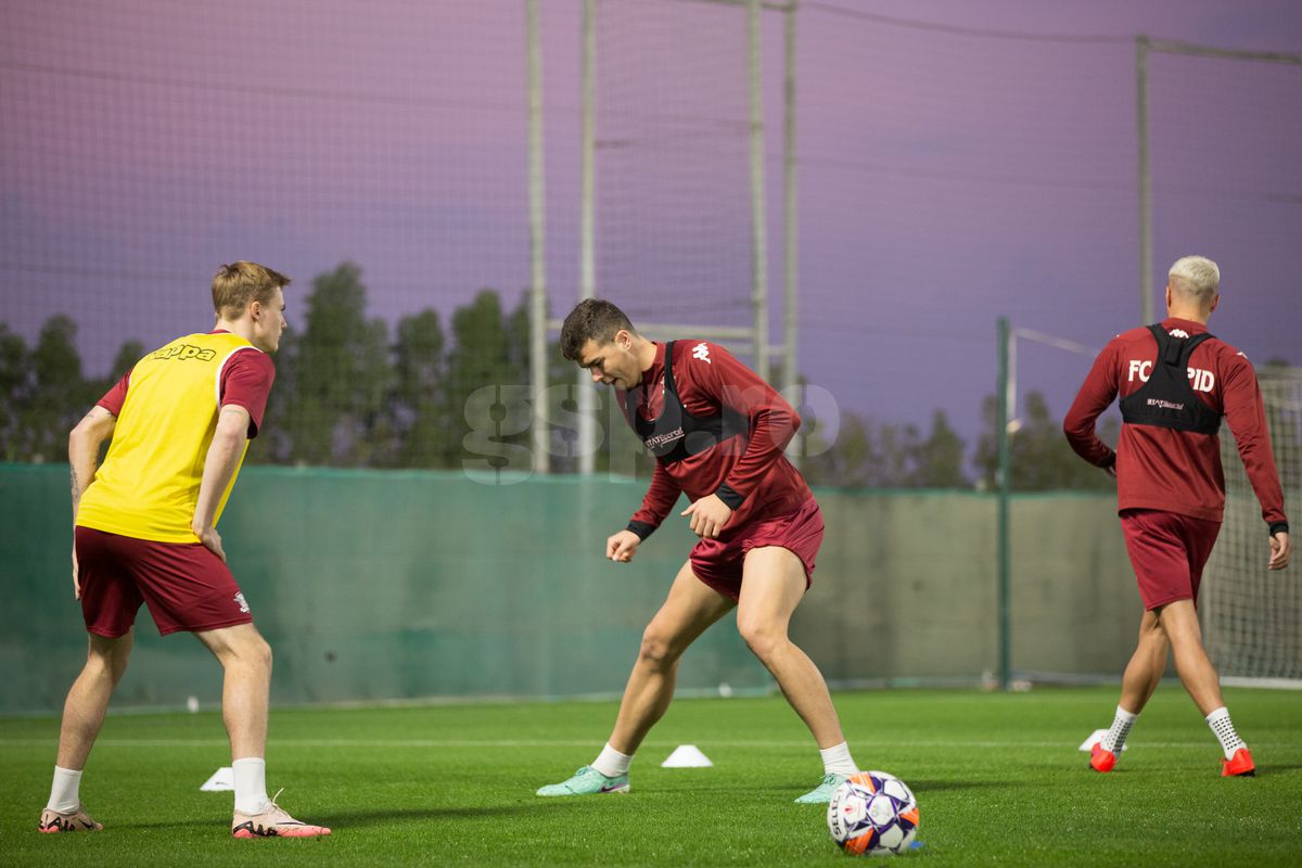 Marele viciu de care Șumudică nu poate scăpa. „Cât vă mai suportă soția în ritmul ăsta?”