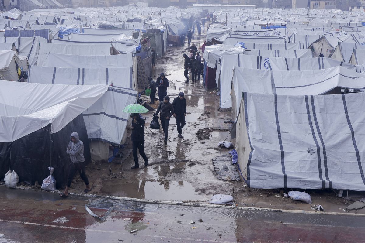 Cel mai vechi stadion din Fâșia Gaza este acum tabără de refugiați palestinieni » Arena a fost transformată în centru de detenție, apoi demolată de israelieni