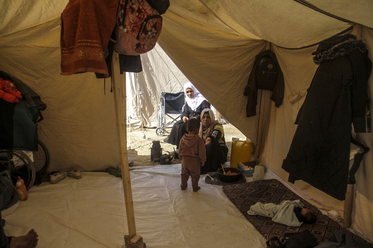 Cel mai vechi stadion din Fâșia Gaza este acum tabără de refugiați palestinieni » Arena a fost transformată în centru de detenție, apoi demolată de israelieni