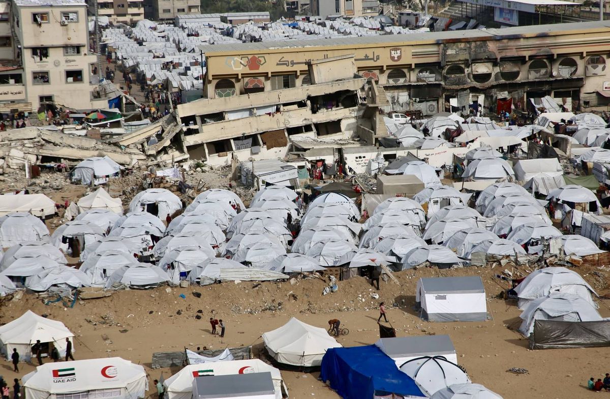 Cel mai vechi stadion din Fâșia Gaza este acum tabără de refugiați palestinieni » Arena a fost transformată în centru de detenție, apoi demolată de israelieni