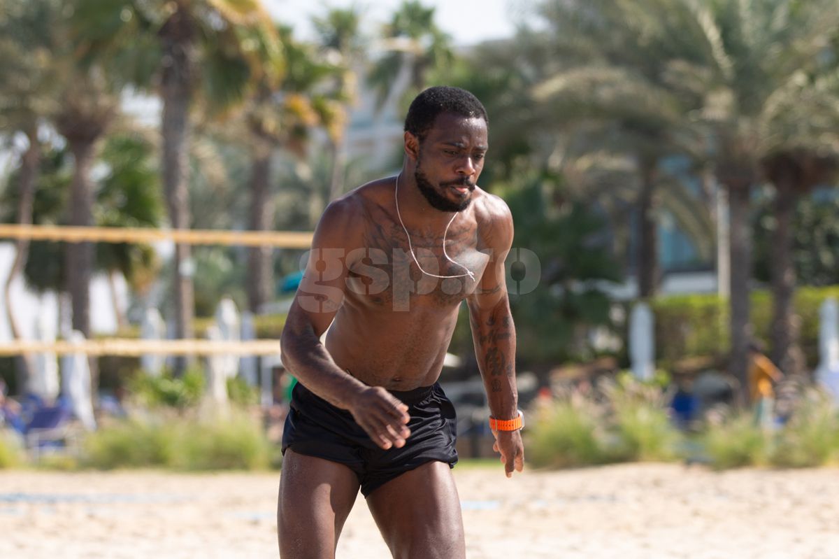 Burj al Rapid » Gazeta a intrat în cantonamentul de lux plătit de Șucu în Dubai. Pacea rușilor e spartă de strigătele lui Șumudică: „Haide, my friend, au un loc la salvamari!”