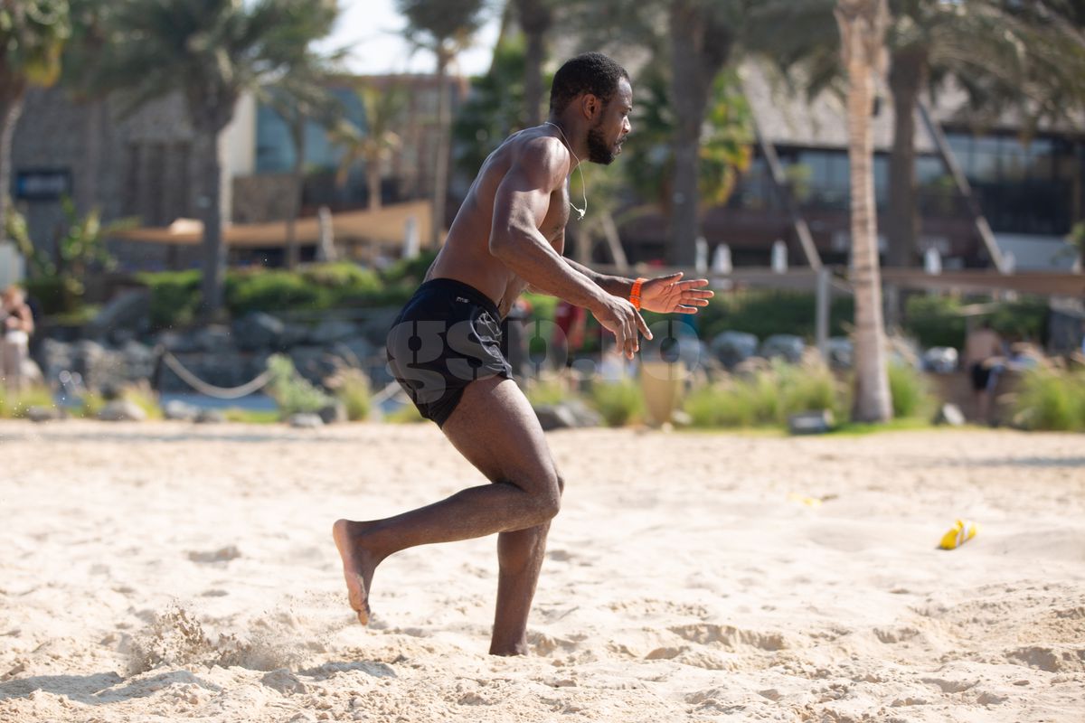 Burj al Rapid » Gazeta a intrat în cantonamentul de lux plătit de Șucu în Dubai. Pacea rușilor e spartă de strigătele lui Șumudică: „Haide, my friend, au un loc la salvamari!”