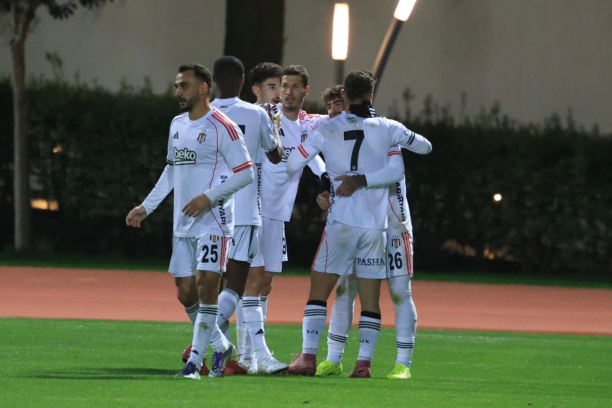 5 detalii de la amicalul de gală FCSB - Beșiktaș » O absență URIAȘĂ pentru campioană și revenire după 296 de zile: cum s-a descurcat Andre Duarte