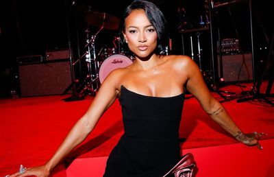 „Coach Prime” a făcut publică relația cu actrița mai tânără cu 21 de ani