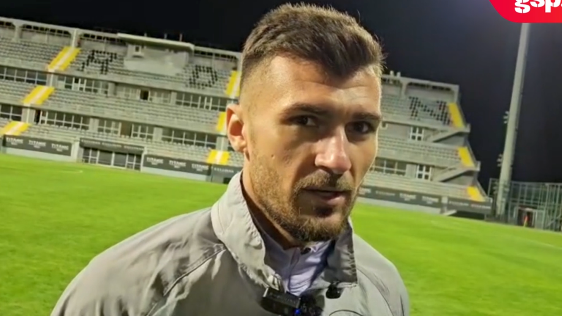 Adi Chică-Roșă sărbătorind un gol în meci amical din Antalya, pregătindu-se pentru Superliga România cu goluri amicale importante | sursa foto: Gazeta Sporturilor