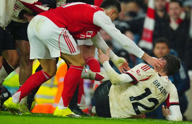 Scandal cu Gabriel Martinelli pe „Emirates” » Gary Neville: „O rușine!”