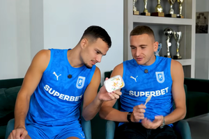 GE-NI-AL! Străinii liderului din Superliga au gustat colivă » Reacții de milioane: „De mâncarea asta îmi e frică / E de pisici?”