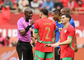 Controversă la Cupa Africii » Arbitri schimbați înainte de meci