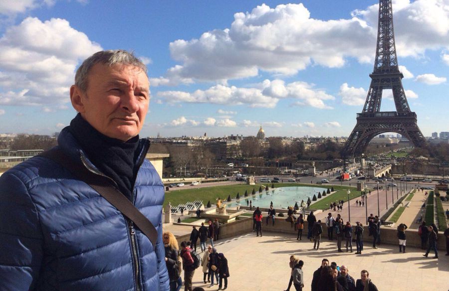 Povești incredibile de la Brașov: „Am zbughit-o cu Lăcătuș. Ne atacau cu furcile” + Ilie Dumitrescu „săpat” de jucători: „Nu mai cumpăra, bre, casetofon!”