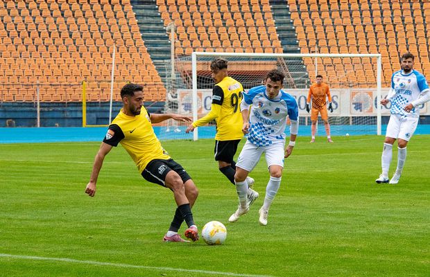 O echipă de tradiție, pe marginea prăpastiei » Pe 25 ianuarie s-ar putea trage obloanele