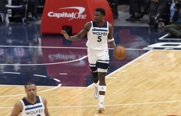 Anthony Edwards a intrat în elita NBA, ajungând la 10.000 de puncte! Meciul istoric a început cu un moment de reculegere pentru femeia împușcată de ICE