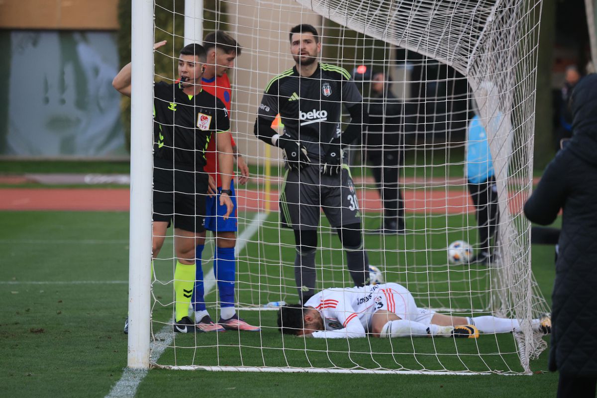 FCSB - Beșiktaș, amical în Antalya