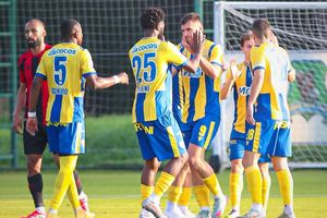 Petrolul - Fatih Karagumruk, amical tare al „lupilor” azi în Antalya! Ultimele informații din tabăra ploieștenilor