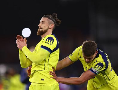 Ultimele detalii despre transferul lui Radu Drăgușin » Impresarul este la ...