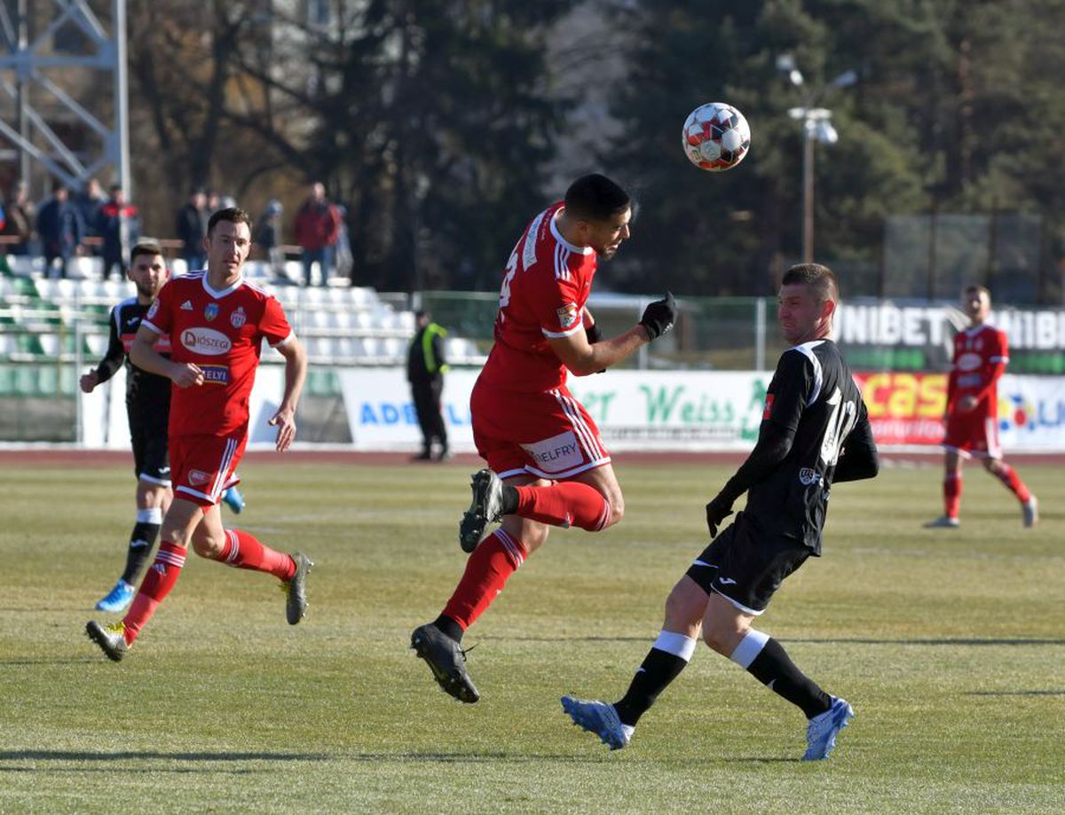 SEPSI - POLI IAȘI 1-0 // Mircea Rednic explică unde au greșit jucătorii săi în meciul cu Sepsi: „Asta am făcut în ultimele minute”