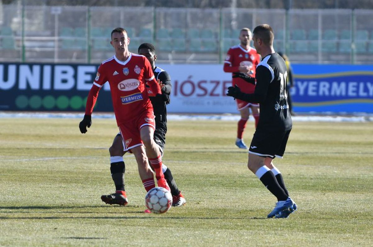 SEPSI - POLI IAȘI 1-0 // Mircea Rednic explică unde au greșit jucătorii săi în meciul cu Sepsi: „Asta am făcut în ultimele minute”