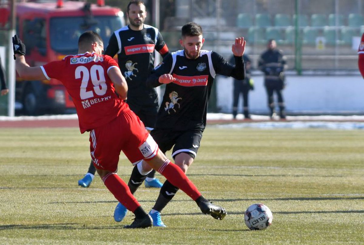 SEPSI - POLI IAȘI 1-0 // Mircea Rednic explică unde au greșit jucătorii săi în meciul cu Sepsi: „Asta am făcut în ultimele minute”