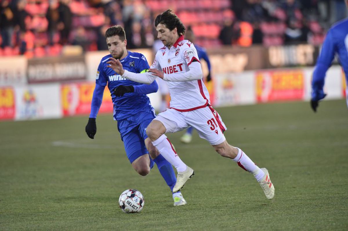 FC VOLUNTARI - DINAMO 2-1