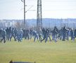 FOTO Măcel la un amical: ungurii și croații au intrat pe teren cu bâtele și s-au luat la bătaie
