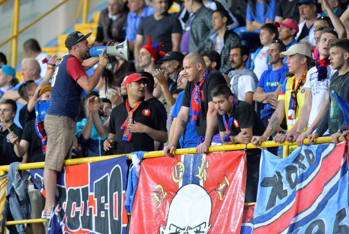 FCSB - CLINCENI // Doar Peluza „cu Mustață” » Cum va arăta până la urmă galeria roș-albastră la Derby