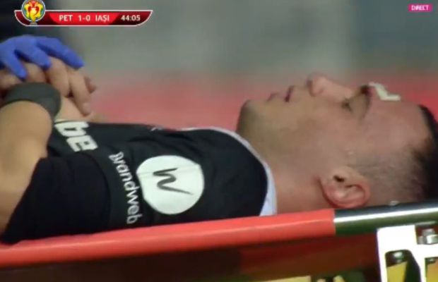 FOTO. Fault sângeros în Cupa României » Petrolul - Iași, întrerupt 4 minute: „E de ROȘU!”