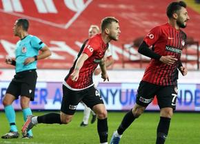 Alexandru Maxim a marcat golul calificării pentru Gaziantep în Cupa Turciei