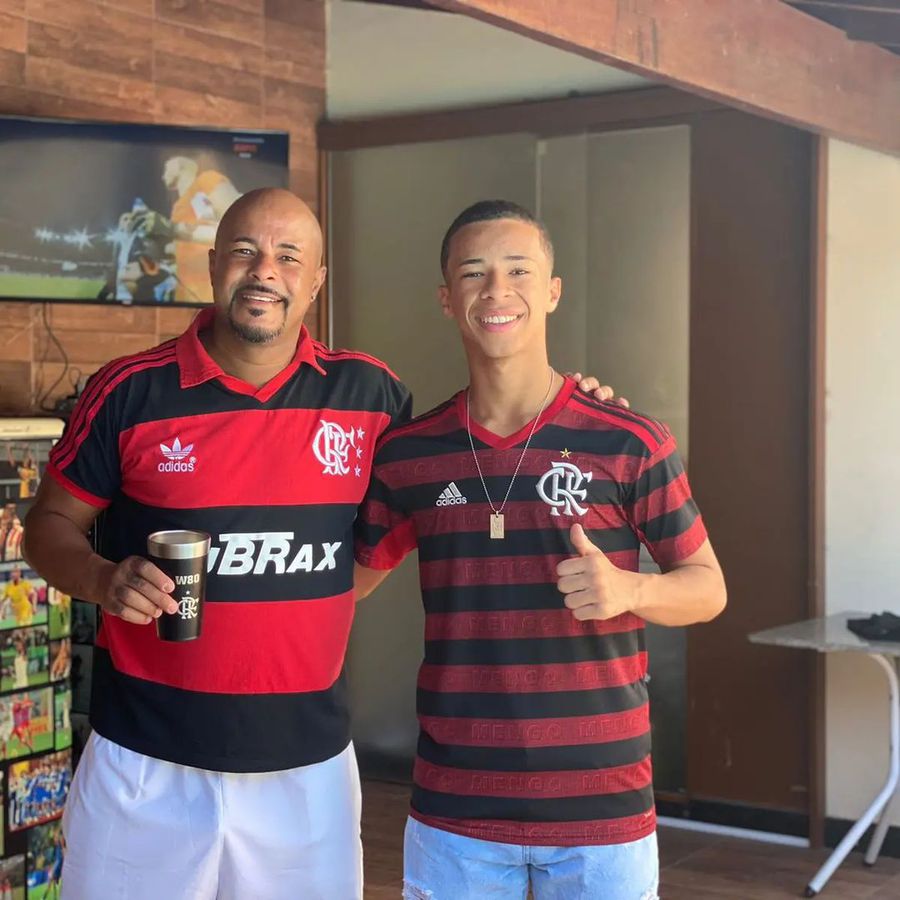 Wesley, fan Flamengo, e de partea lui Istvan Kovacs, după ce arbitrul a fost acuzat că ar fi influențat partida contra lui Al Hilal: „A acordat cartonașele corect”