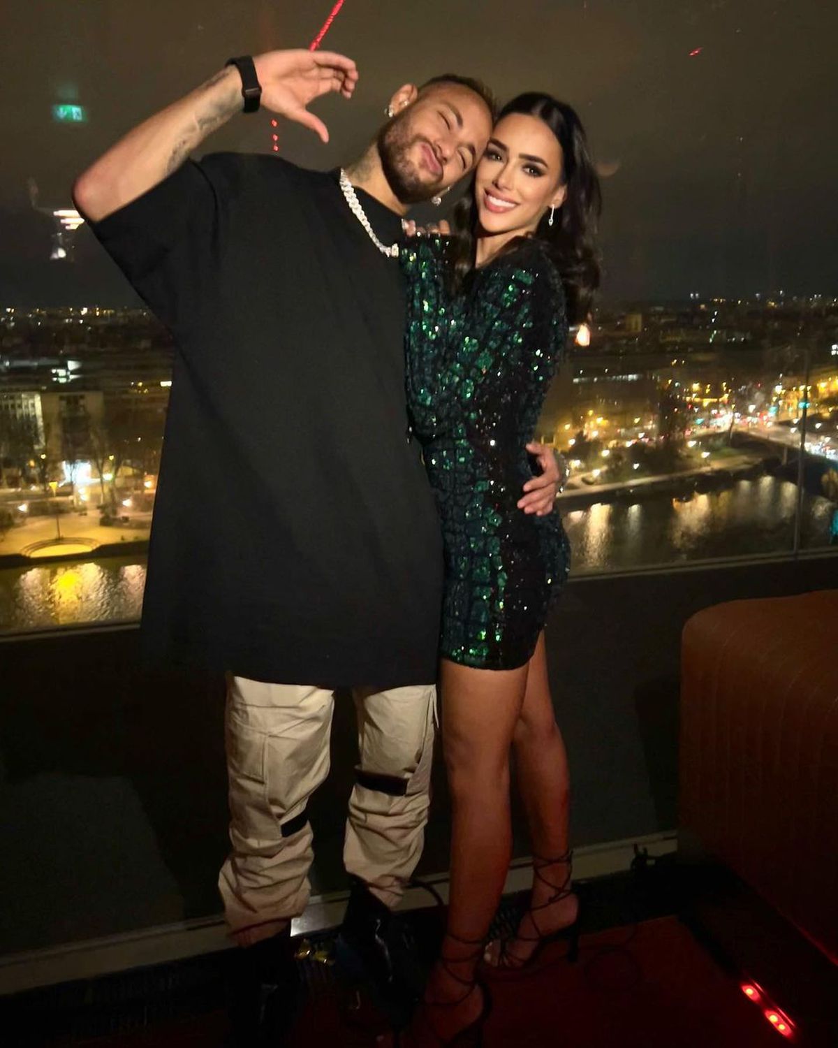 Neymar a recunoscut că și-a înșelat iubita însărcinată » Mesajul transmis de brazilian: „Am făcut o greşeală”