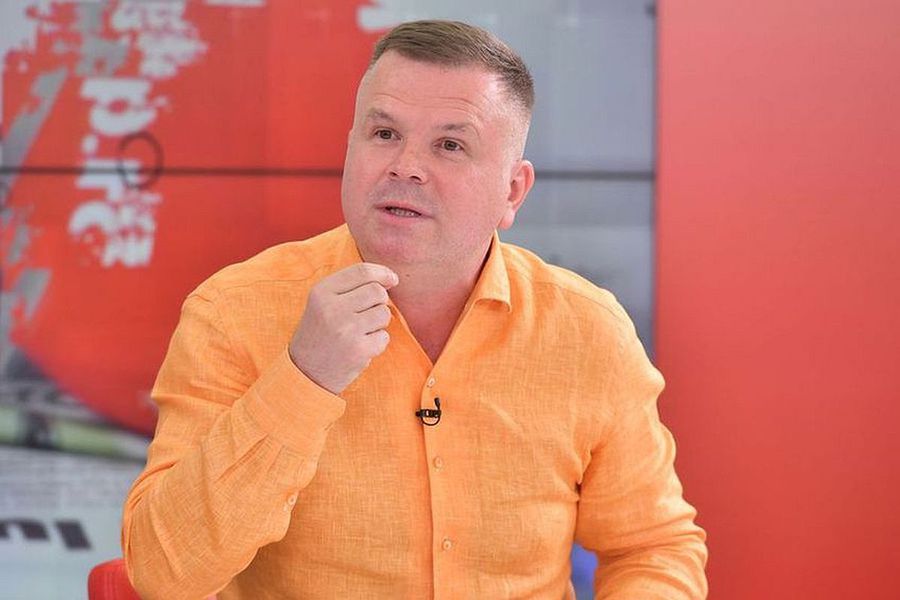 Vasile Șiman Fiul unui fost patron controversat din Liga 1 e număr 10 la AC Milan U18: „Superfotbalist, o raritate! L-a vrut și Barcelona”