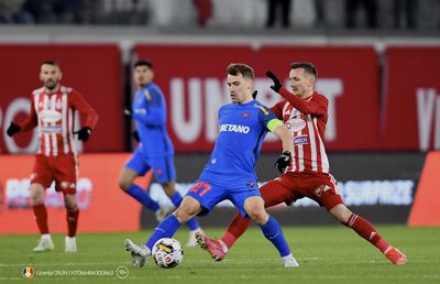 CFR Cluj – Rapid și FCSB – Sepsi sunt meciurile finalului de săptămână în Liga 1