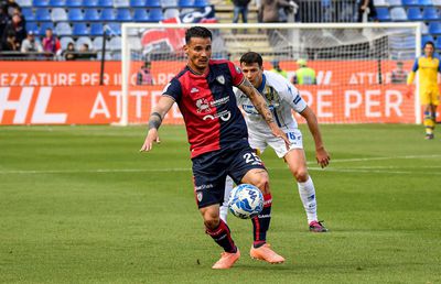 Transfer de titlu la CFR Cluj! » Fotbalistul cu care Adrian Mutu vrea să le dea lovitura celor de la FCSB