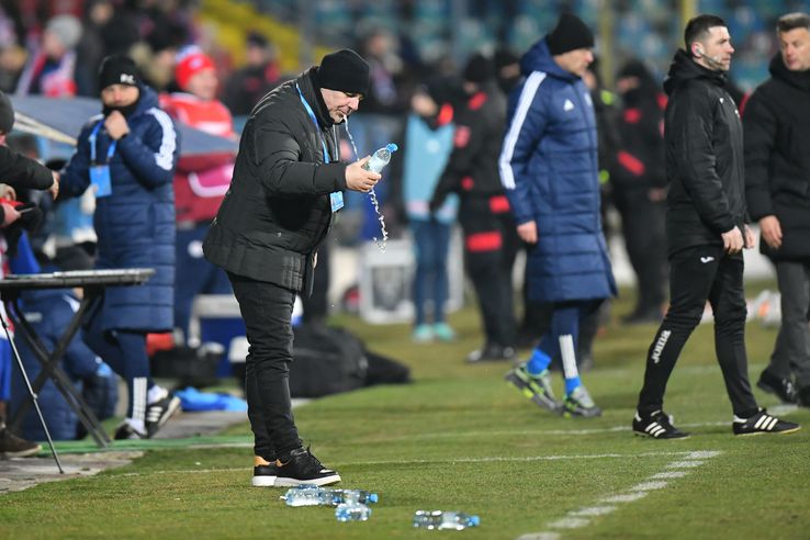 Marius Șumudică, la Oțelul - Rapid/ foto Cristi Preda (GSP)