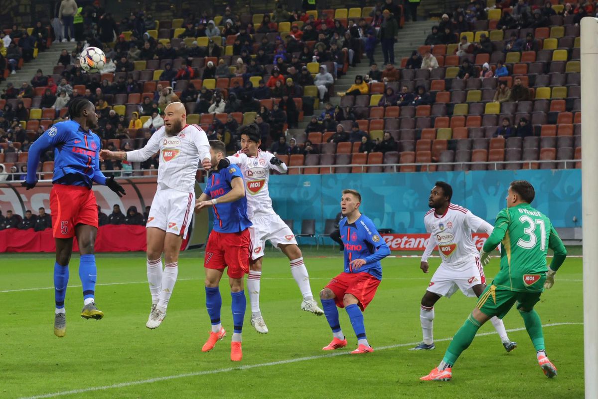 FCSB - Sepsi 3-0. Lacrimi de bucurie după gestul de suflet al lui Daniel Bîrligea: „Te iubesc!” » Moment emoționant surprins de reporterul GSP la Arena Națională