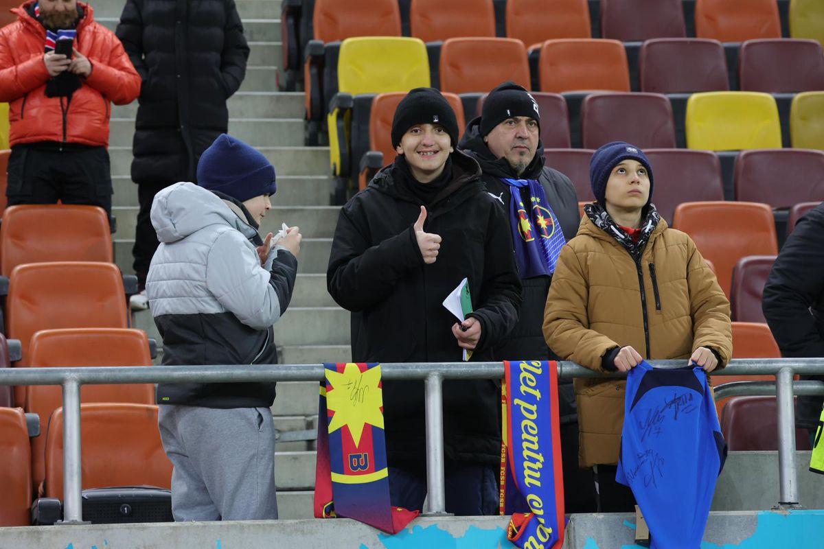 Imagini surprinse înainte de FCSB - Sepsi, runda #26 din Superliga