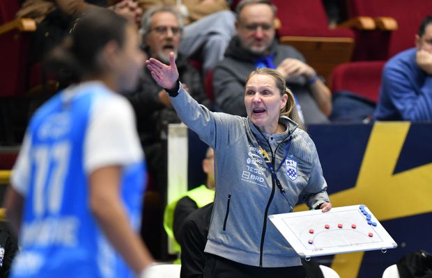 Antrenoarea Helle Thomsen a tras concluziile partidei pe care CSM a câștigat-o la limită în Ligă: „Sunt bucuroasă, dar și supărată”