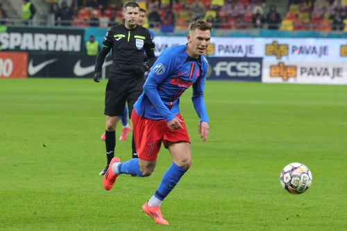 Andrei Gheorgihță (22 de ani, aripă stânga) a debutat pentru FCSB în victoria cu Sepsi, scor 3-0, și a spus cum trăit emoțiile primului meci în tricoul roș-albastru.