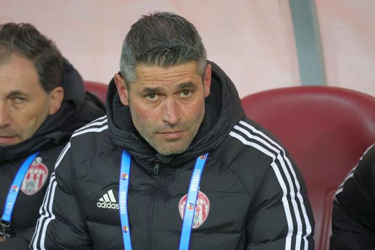 Valentin Suciu, pe banca lui Sepsi. Foto: Ionuț Iordache (GSP)