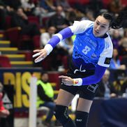 Cristina Neagu a marcat opt goluri în partida dintre CSM București și HC Podravka, ea fiind cea mai bună marcatoare a campioanei României  FOTO Cristi Preda