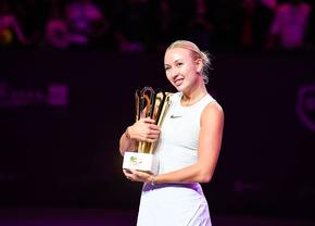 „Cine nu riscă nu bea șampanie” » Cum a reușit Anastasia Potapova să revină după setul pierdut și să câștige Transylvania Open