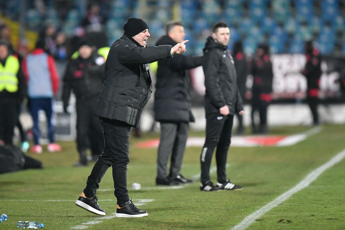 Marius Șumudică, la Oțelul - Rapid/ foto Cristi Preda (GSP)