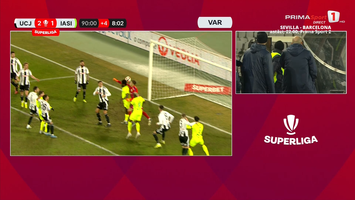 U Cluj - Poli Iași 2-2. Ioan Ovidiu Sabău explică de ce l-a schimbat la pauză pe Vladislav Blănuță și își strigă nemulțumirea: „NU ai voie!”