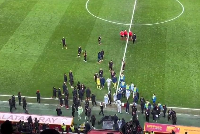 Galatasaray - Adana Demirspor, abandonat! Scandal uriaș în Turcia